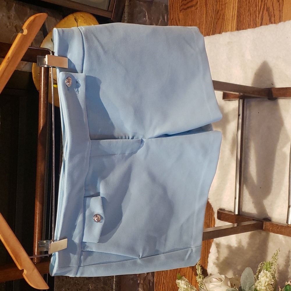 Nwt Rachel ZOEY baby blue  shorts with silver buttons